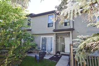 Photo 2: 4 108 Grier Terrace NE in Calgary: Greenview Row/Townhouse for sale : MLS®# A1233823