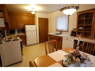 Photo 3: 622 Ian Place in WINNIPEG: North Kildonan Residential for sale (North East Winnipeg)  : MLS®# 1323801