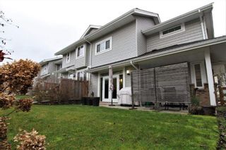 Photo 14: 24 12161 237 Street in Maple Ridge: East Central Townhouse for sale in "VILLAGE GREEN" : MLS®# R2235626
