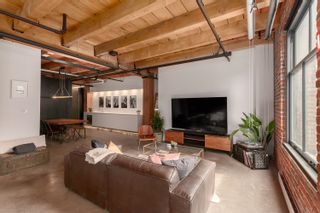 Photo 4: 220 55 E CORDOVA Street in Vancouver: Downtown VE Condo for sale in "KORET LOFTS" (Vancouver East)  : MLS®# R2664444