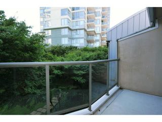 Photo 14: 414 260 NEWPORT Drive in Port Moody: North Shore Pt Moody Condo for sale in "THE MCNAIR" : MLS®# V1078389