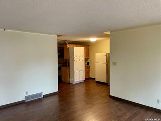 Photo 3: 1227 D Avenue North in Saskatoon: Mayfair Residential for sale : MLS®# SK914121