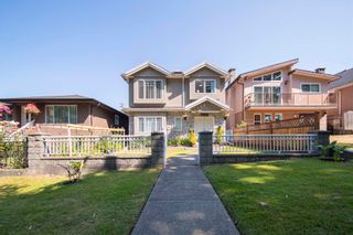 Main Photo: 3423 E PENDER Street in Vancouver: Renfrew VE House for sale (Vancouver East)  : MLS®# R2597921