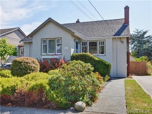 Main Photo: 21 Wellington Ave in VICTORIA: Vi Fairfield West House for sale (Victoria)  : MLS®# 739443