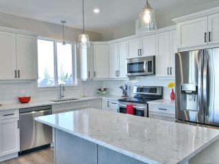 Photo 2: 494 Park Forest Dr in CAMPBELL RIVER: CR Campbell River West House for sale (Campbell River)  : MLS®# 827782