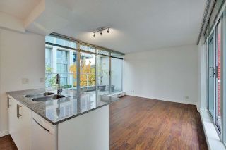 Photo 3: 18 550 TAYLOR Street in Vancouver: Downtown VW Townhouse for sale in "THE TAYLOR" (Vancouver West)  : MLS®# R2738217
