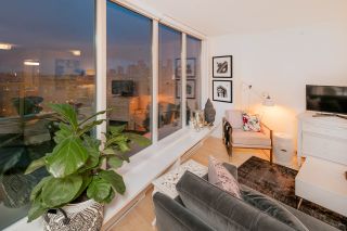 Photo 9: 1111 445 W 2ND Avenue in Vancouver: False Creek Condo for sale in "MAYNARDS BLOCK" (Vancouver West)  : MLS®# R2147655