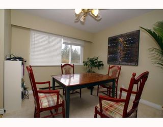 Photo 2: 40251 KALODON Road in Squamish: Garibaldi Estates House for sale : MLS®# V769683