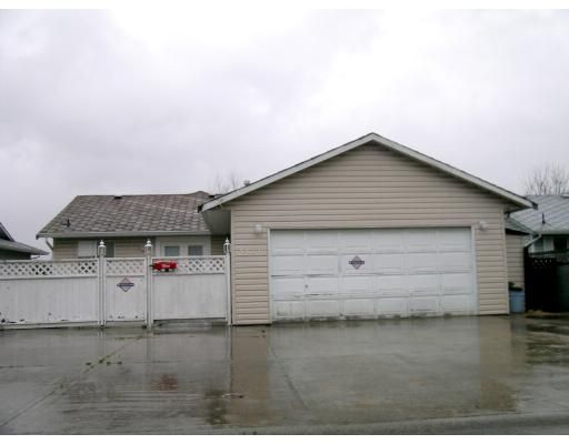 Photo 1: Photos: 22920 ABERNETHY LN in Maple Ridge: House for sale : MLS®# V683015