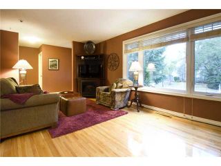 Photo 3: 4815 40 Avenue SW in CALGARY: Glamorgan Residential Detached Single Family for sale (Calgary)  : MLS®# C3494694