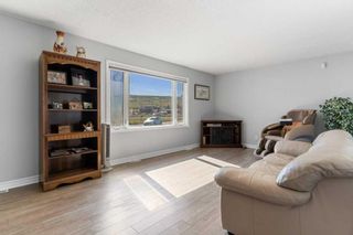 Photo 4: 6504 32 Avenue NW in Calgary: Bowness Detached for sale : MLS®# A2081476