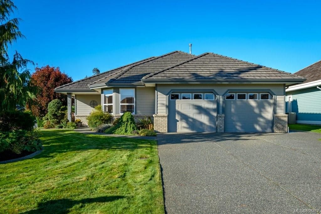 Main Photo: 797 Monarch Dr in Courtenay: CV Crown Isle House for sale (Comox Valley)  : MLS®# 858767