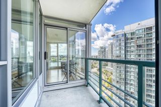 Photo 17: 2208 1033 MARINASIDE Crescent in Vancouver: Yaletown Condo for sale (Vancouver West)  : MLS®# R2878897
