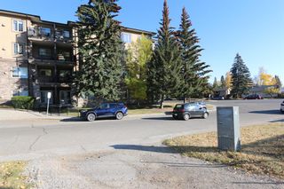 Photo 4: 3815-3817 43 Street SW in Calgary: Glenbrook Full Duplex for sale : MLS®# A2039463
