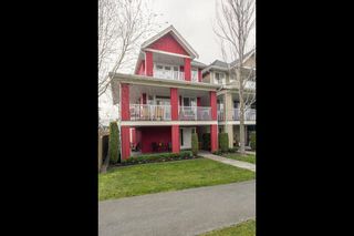 Photo 2: 6 12060 7TH Avenue in Richmond: Steveston Village Townhouse for sale in "GARY POINTE PARC" : MLS®# R2246451