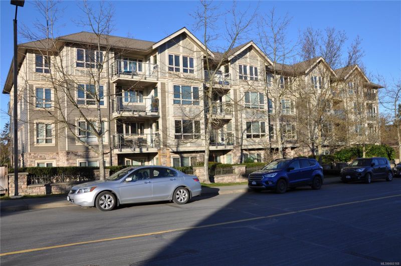 FEATURED LISTING: 109 - 297 Hirst Ave West Parksville