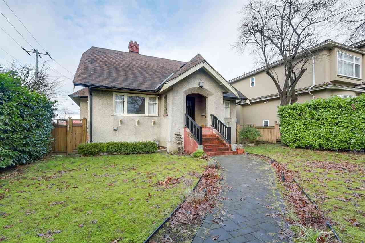 Main Photo: 3505 E 22ND Avenue in Vancouver: Renfrew Heights House for sale (Vancouver East)  : MLS®# R2238061