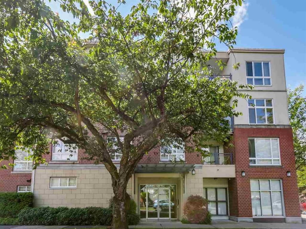 Main Photo: 101 2096 W 46th Ave. in Vancouver: Kerrisdale Condo for sale (Vancouver West)  : MLS®# R2076730