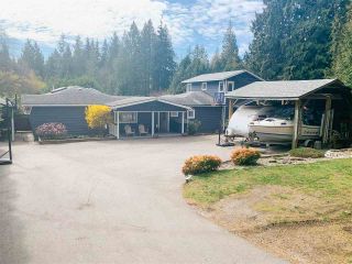 Photo 2: 1167 CHASTER Road in Gibsons: Gibsons & Area House for sale (Sunshine Coast)  : MLS®# R2449547