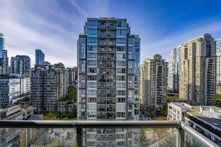 Photo 17: 1901 1001 HOMER Street in Vancouver: Yaletown Condo for sale in "THE BENTLEY" (Vancouver West)  : MLS®# R2874937