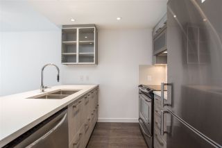 Photo 4: 503 933 E HASTINGS STREET in Vancouver: Strathcona Condo for sale (Vancouver East)  : MLS®# R2433009