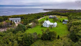 Photo 3: 171 Round Bay Ferry Road in Round Bay: 407-Shelburne County Residential for sale (South Shore)  : MLS®# 202319723