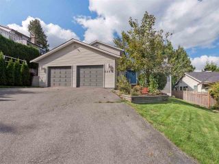 Photo 1: 4663 207B Street in Langley: Langley City House for sale : MLS®# R2307715