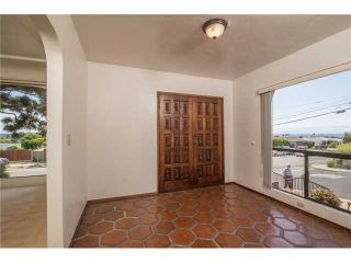Photo 5: PACIFIC BEACH House for sale : 5 bedrooms : 1712 Beryl Street in San Diego