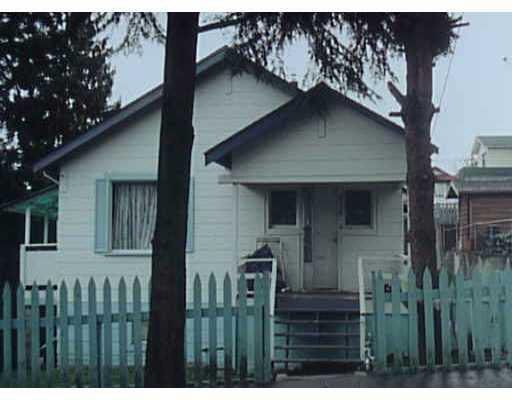 Main Photo: 914 E 15TH AVENUE in : Mount Pleasant VE Home for sale : MLS®# V646672