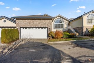 Photo 1: 67 32777 CHILCOTIN Drive in Abbotsford: Central Abbotsford Townhouse for sale in "Cartier Heights" : MLS®# R2738626