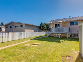 Photo 23: 6131 BEAVER DAM Way NE in Calgary: Thorncliffe House for sale : MLS®# C4184373