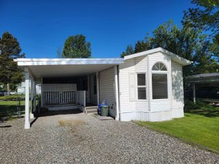 Photo 1: 5 2401 LARCH Avenue in Quesnel: Quesnel - Town Manufactured Home for sale in "Larch Avenue Mobile Home Park" : MLS®# R2699565