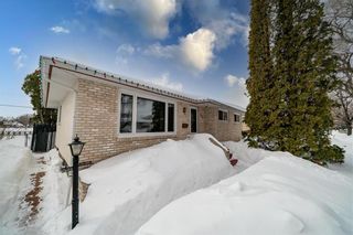 Photo 2: 874 CONSOL Avenue in Winnipeg: East Kildonan Residential for sale (3B)  : MLS®# 202205045