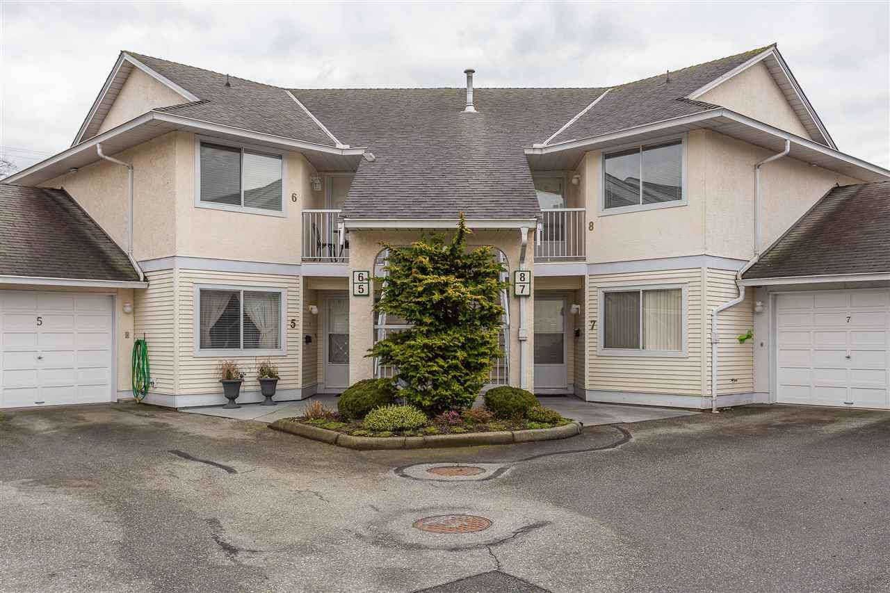 Main Photo: 8 2475 EMERSON Street in Abbotsford: Abbotsford West Townhouse for sale in "Emerson Park Estates" : MLS®# R2333623