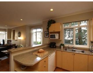 Photo 4: 1 119 6TH Street in North Vancouver: Lower Lonsdale Home for sale ()  : MLS®# V806537