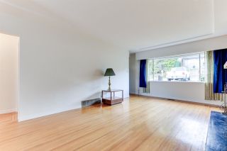 Photo 6: 18 N SEA Avenue in Burnaby: Capitol Hill BN House for sale (Burnaby North)  : MLS®# R2527053