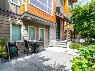 Photo 2: 27 897 PREMIER Street in North Vancouver: Lynnmour Townhouse for sale in "Legacy @ Nature's Edge" : MLS®# R2077735