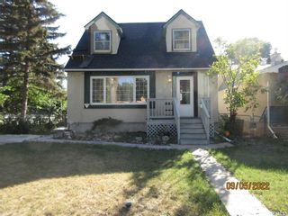 Photo 1: 117 HALIFAX Street North in Regina: Churchill Downs Residential for sale : MLS®# SK915515