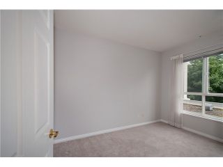 Photo 13: 231 3098 GUILDFORD Way in Coquitlam: North Coquitlam Condo for sale in "MARLBUROUGH HOUSE" : MLS®# V1074215