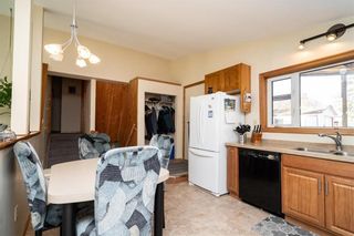 Photo 5: 854 Parkhill Street in Winnipeg: Crestview Residential for sale (5H)  : MLS®# 202225446