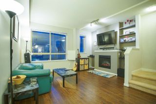 Photo 4: 20 301 KLAHANIE Drive in Port Moody: Port Moody Centre Townhouse for sale : MLS®# R2032725