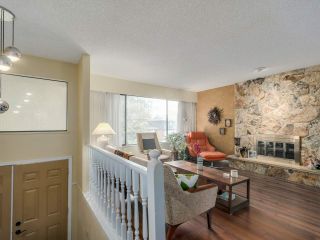 Photo 2: 927 CORNWALL Place in Port Coquitlam: Lincoln Park PQ House for sale in "LINCOLN PARK" : MLS®# R2045430