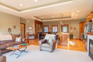 Photo 12: 922 REDSTONE DRIVE in Rossland: House for sale : MLS®# 2474208
