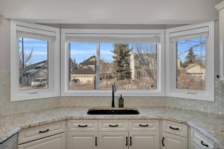 Photo 6: 36 Strasbourg Green SW in Calgary: Strathcona Park Detached for sale : MLS®# A2037455