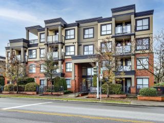Photo 1: 101 2191 SHAUGHNESSY Street in Port Coquitlam: Central Pt Coquitlam Condo for sale in "SIGNATURE" : MLS®# R2837732