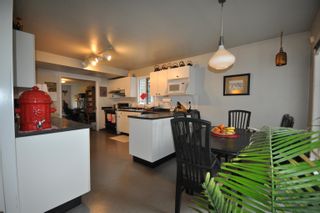 Photo 9: 1613 W 61ST Avenue in Vancouver: South Granville House for sale (Vancouver West)  : MLS®# R2881005