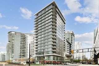 Photo 1: 2052 38 SMITHE Street in Vancouver: Downtown VW Condo for sale in "ONE PACIFIC" (Vancouver West)  : MLS®# R2868964