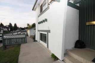 Photo 2: 3904 MARBANK Drive NE in Calgary: Marlborough House for sale : MLS®# C4135290