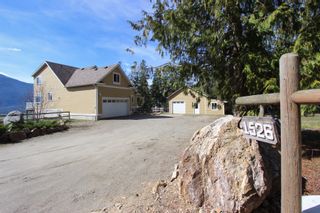 Main Photo: 1526 Recline Ridge Road: Tappen House for sale (Shuswap)  : MLS®# 10250878