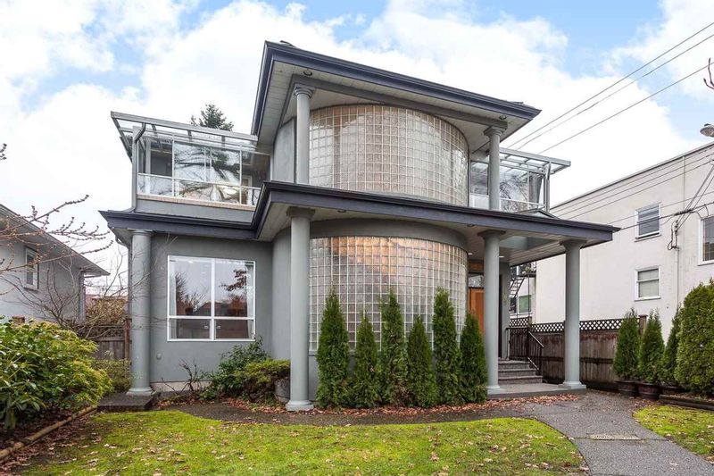 FEATURED LISTING: 488 22ND Avenue West Vancouver
